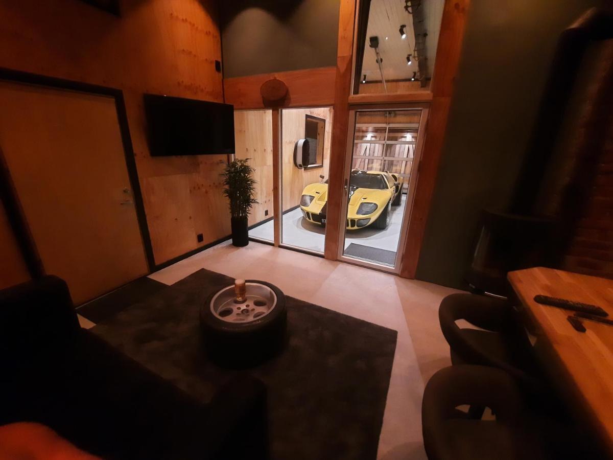 Laerdalsoren Motor Guesthouse Lærdalsøyri Exteriör bild