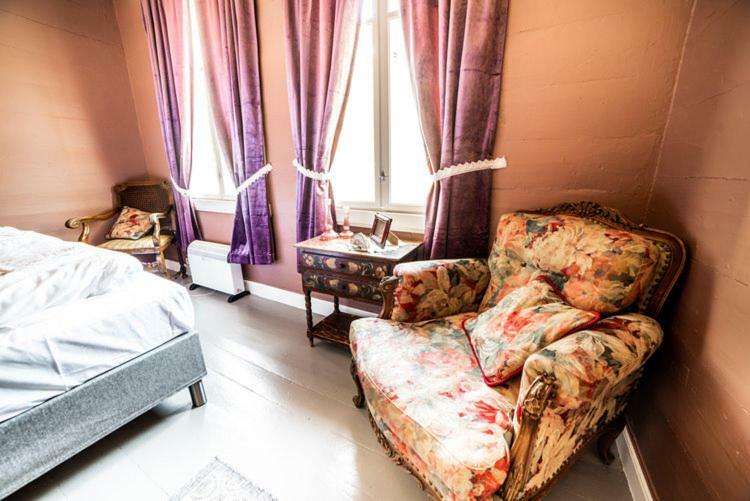Laerdalsoren Motor Guesthouse Lærdalsøyri Exteriör bild