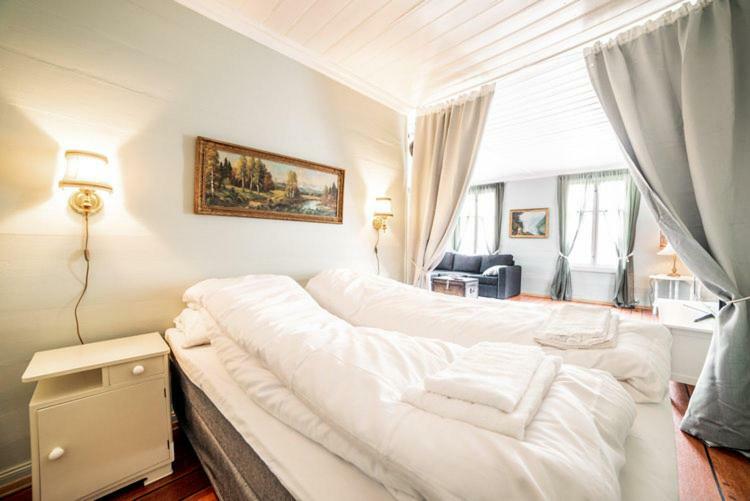 Laerdalsoren Motor Guesthouse Lærdalsøyri Exteriör bild